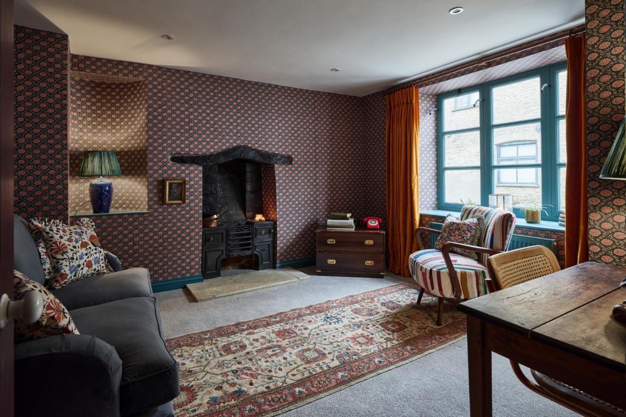 Townhouse Suites- Abbey Row Malmesbury Eksteriør bilde