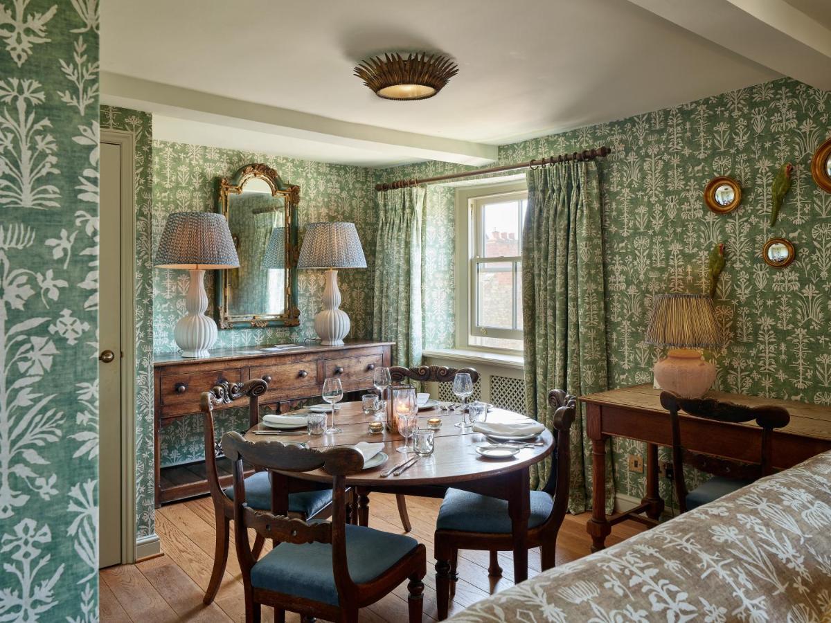 Townhouse Suites- Abbey Row Malmesbury Eksteriør bilde