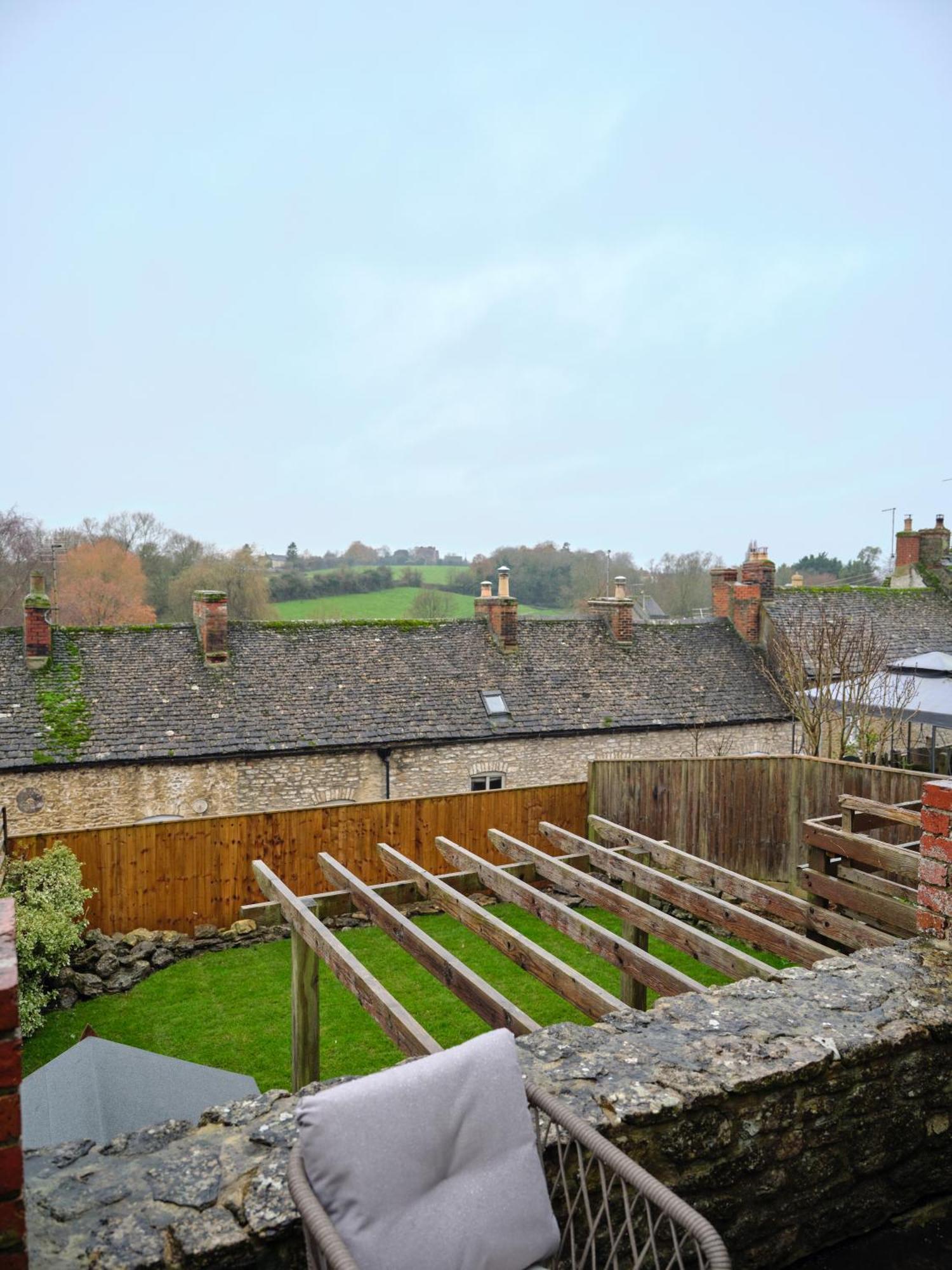 Townhouse Suites- Abbey Row Malmesbury Eksteriør bilde
